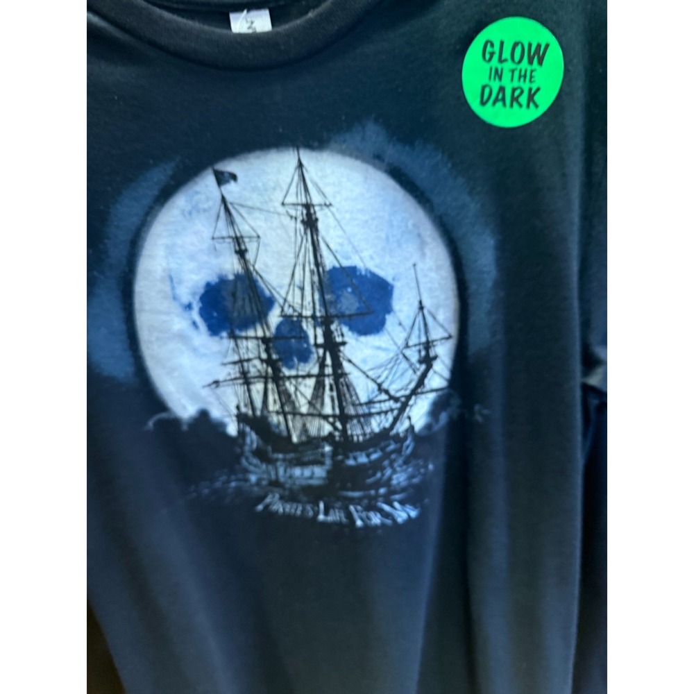 Disney Parks 2025 Pirates Life For Me Shirt Glow In Dark Pirate Ship Skull NEW